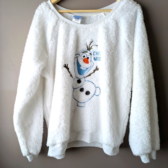 Disney Frozen P Jammy Women's White Fuzzy Top NWT - Picture 1 of 11